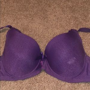 34D bra